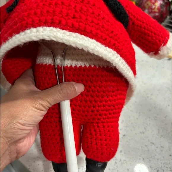 Santa and Mrs Claus Hand Made Crochet Dolls 1980s Vintage